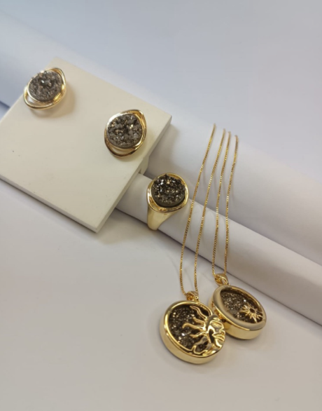 Constelación Dorada