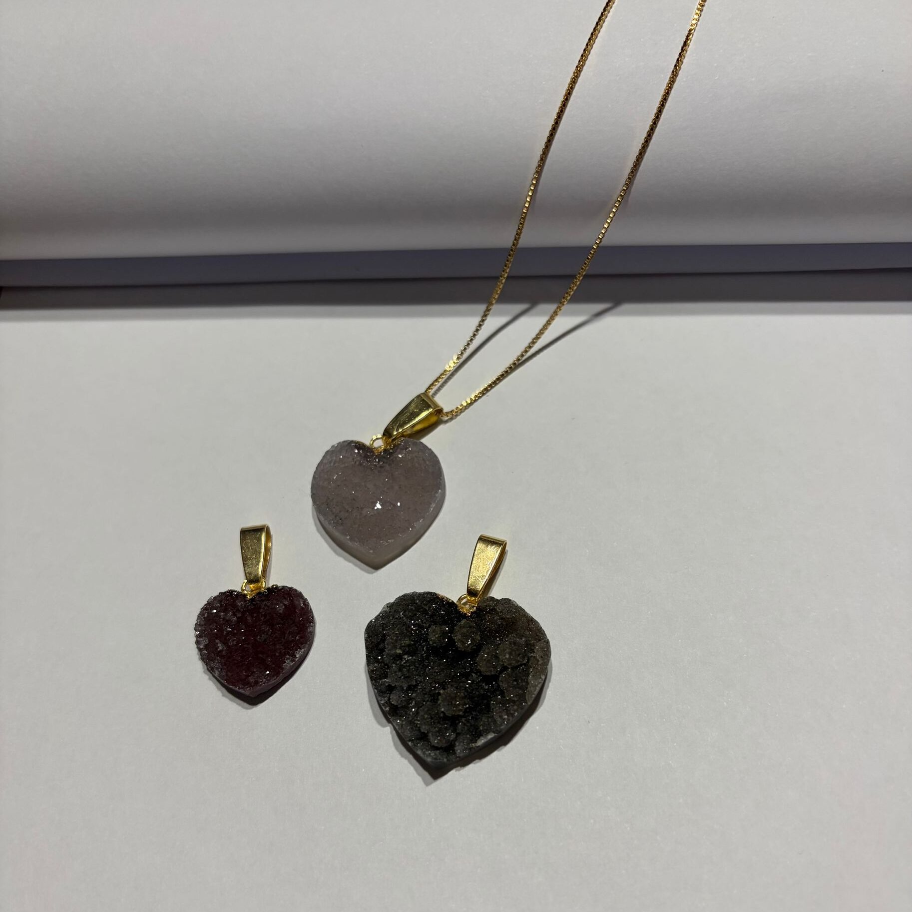 Dije Corazón de Luz con Druza Brillo y Baño en Oro
