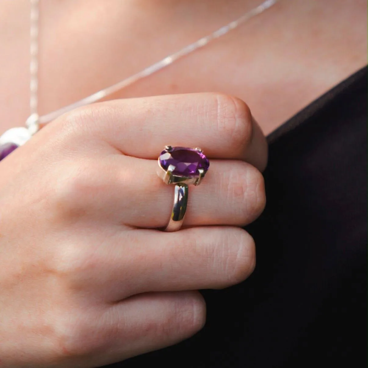 Conjunto Luz de Amatista Natural | Anillo y Cadena con Dije | Oval, Triangular o Gota - Imagen 7