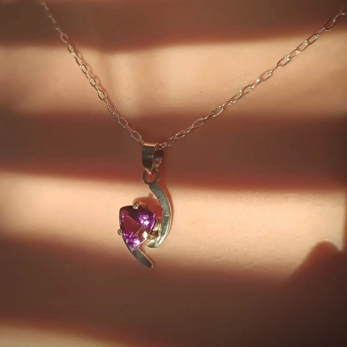 Conjunto Luz de Amatista Natural | Anillo y Cadena con Dije | Oval, Triangular o Gota - Imagen 3