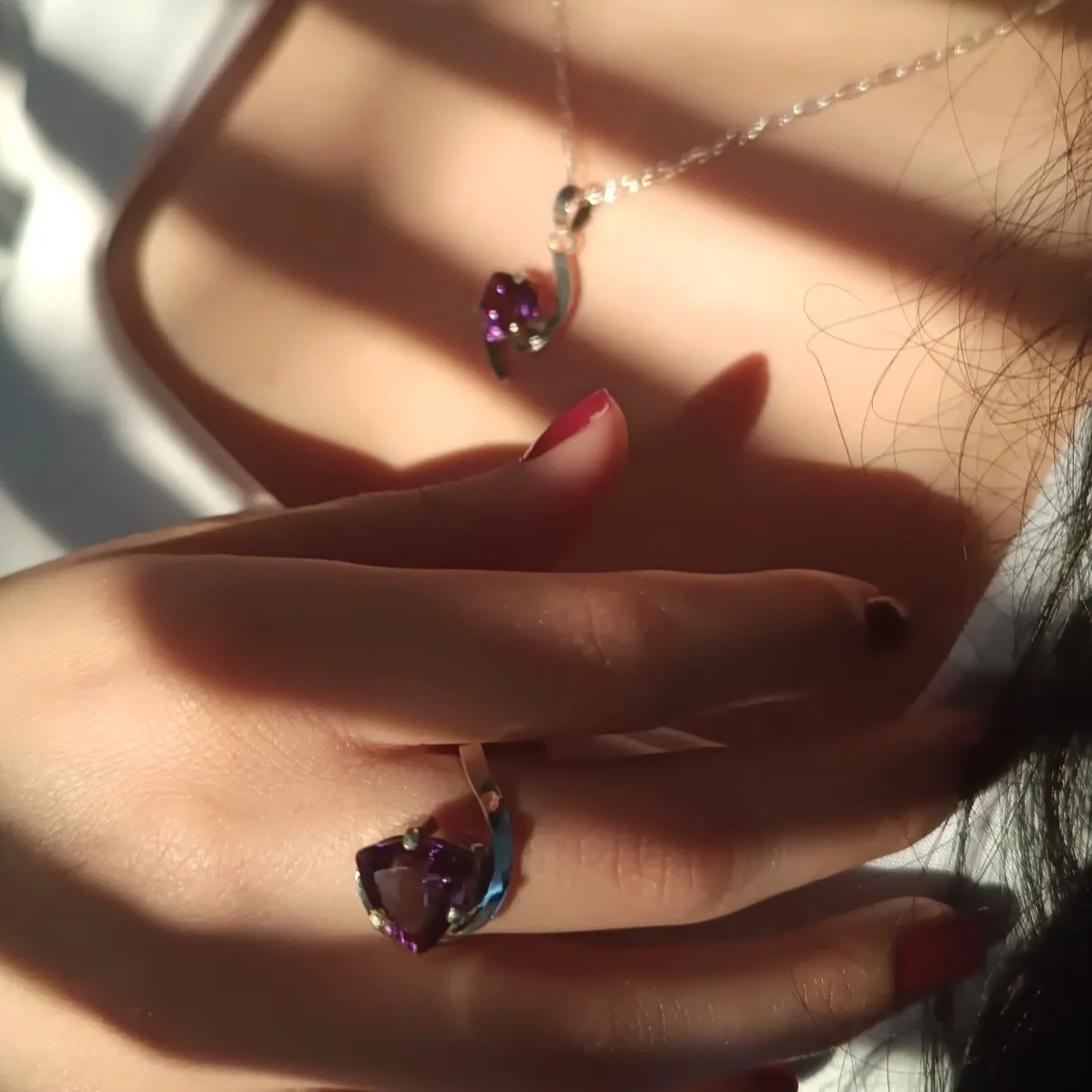 Conjunto Luz de Amatista Natural | Anillo y Cadena con Dije | Oval, Triangular o Gota - Imagen 5