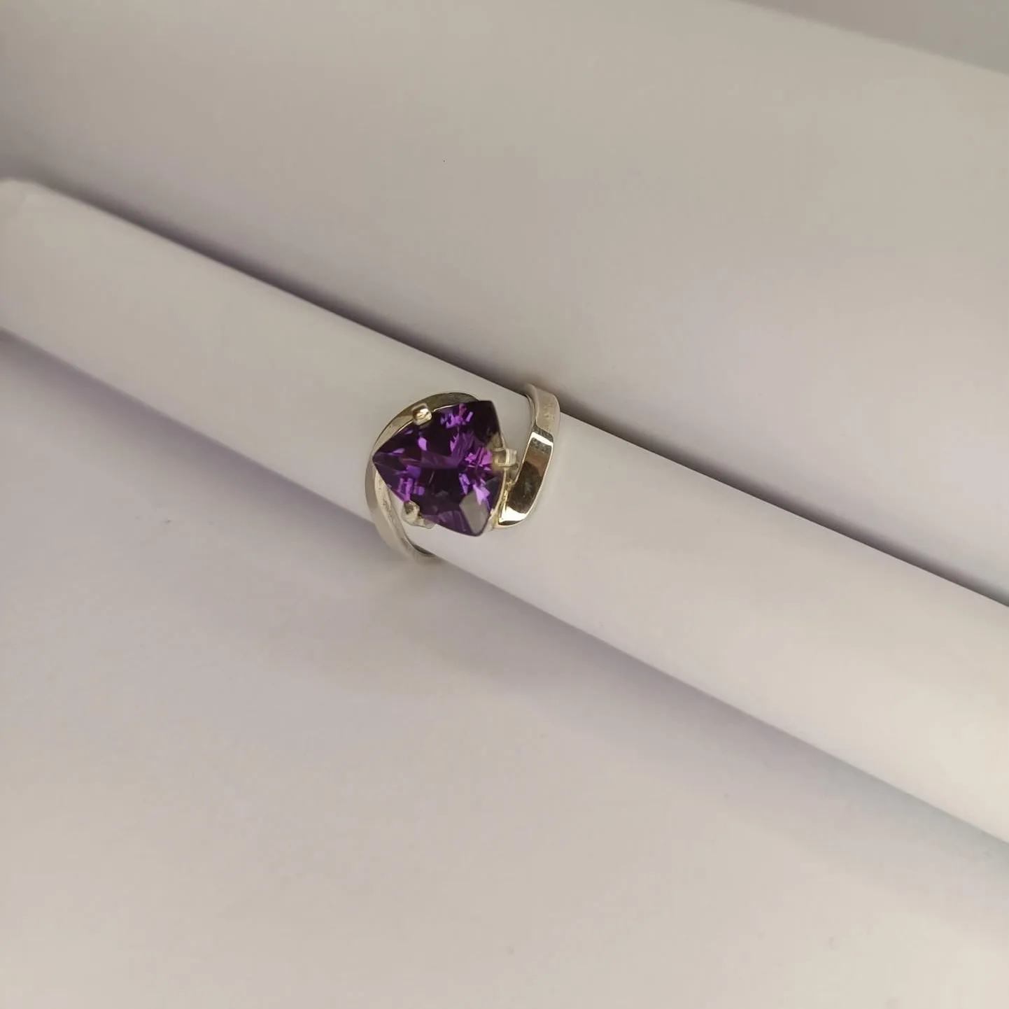 Conjunto Luz de Amatista Natural | Anillo y Cadena con Dije | Oval, Triangular o Gota - Imagen 6