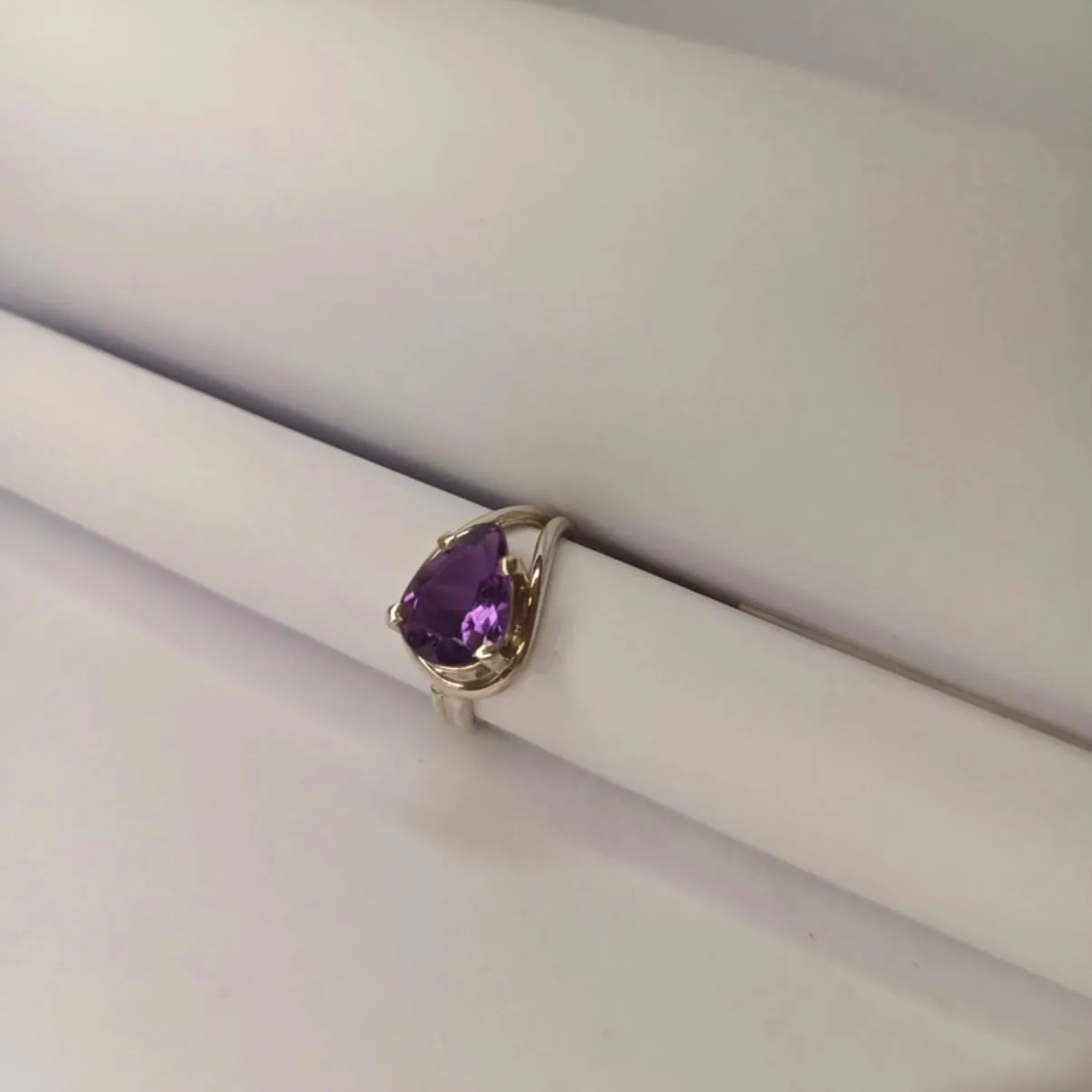 Conjunto Luz de Amatista Natural | Anillo y Cadena con Dije | Oval, Triangular o Gota - Imagen 9