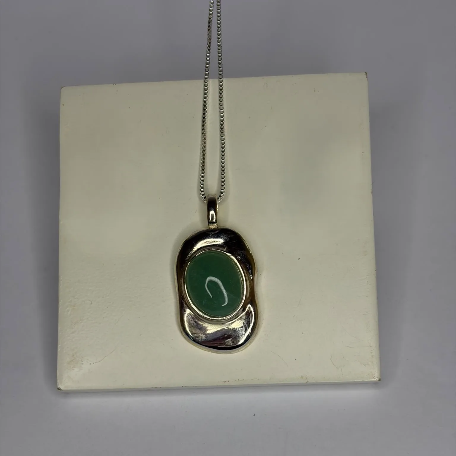 Conjunto Esencia | Cadena, Dije y Caravanas | Piedra Natural a Elección | Baño en Oro o Baño en Plata - Imagen 10